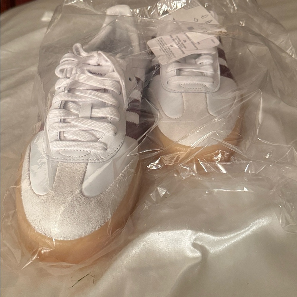 Adidas Samba White and Shadow Red Sneakers 8.5 - Picture 3 of 4